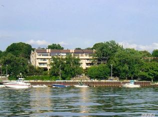 372 Main St, Port Washington, NY 11050