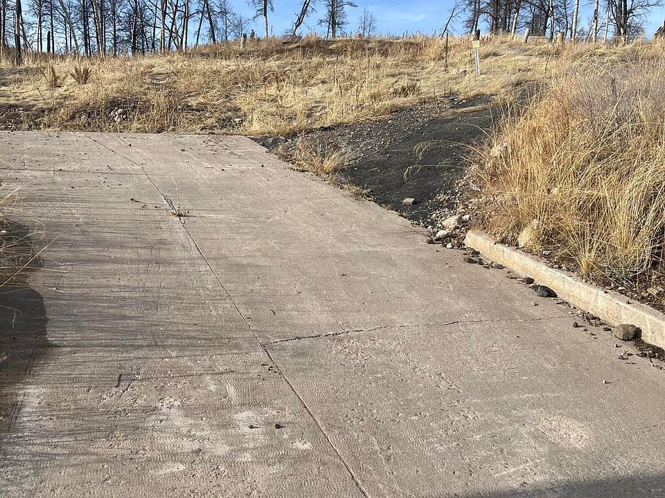 2nd image of 107 Kaibab Dr