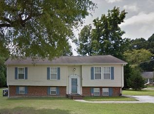 2720 Wedgedale Ave, Durham, NC 27703