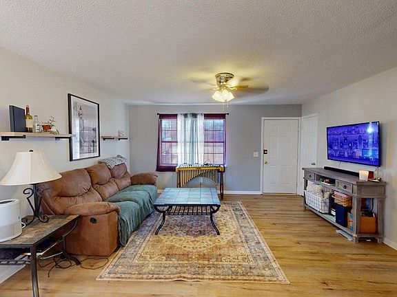 3rd image of 3002 Nottingham Way