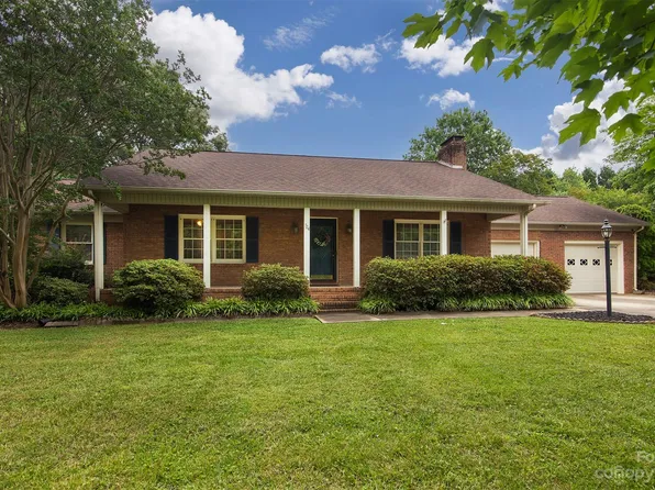 724 N Main St, Salisbury, NC 28146