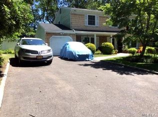91 Lincoln Ave, Port Jefferson Station, NY 11776