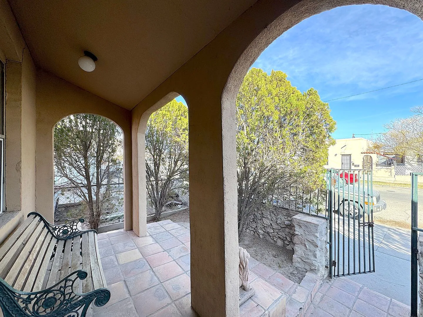 Central EL Paso(close to downtown) 1 bed/1 bath duplex. Water/Trash Service Included — Photo 3