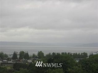 71 Pine St APT 208, Edmonds, WA 98020
