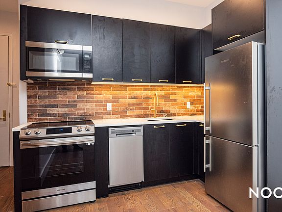 3rd image of 97 Varet St #2N
