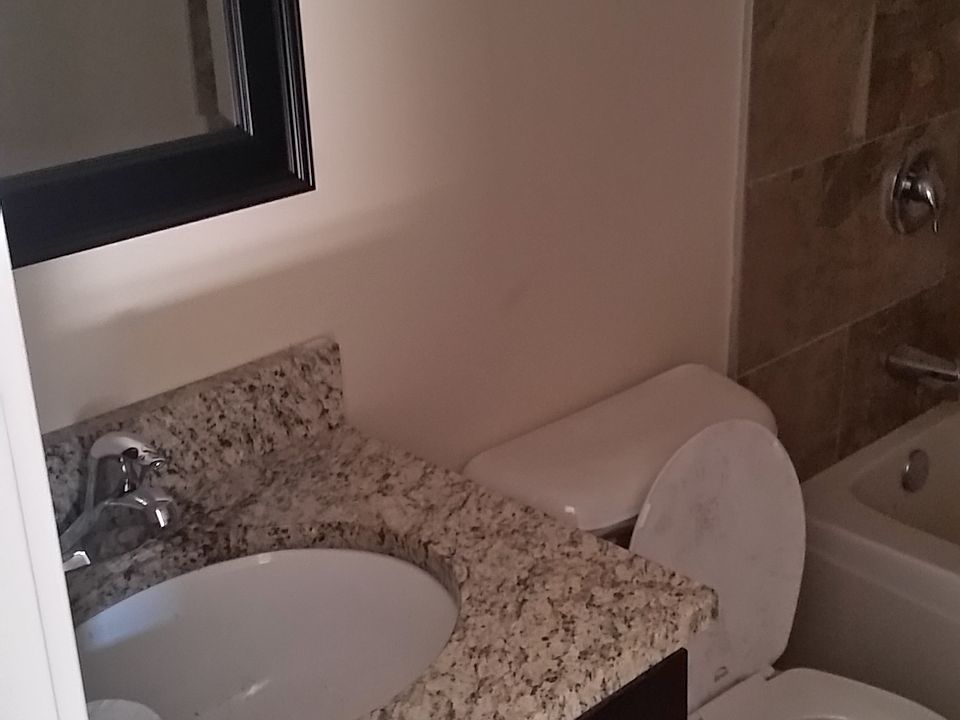 2nd image of 6222 S Claremont Ave APT 3E