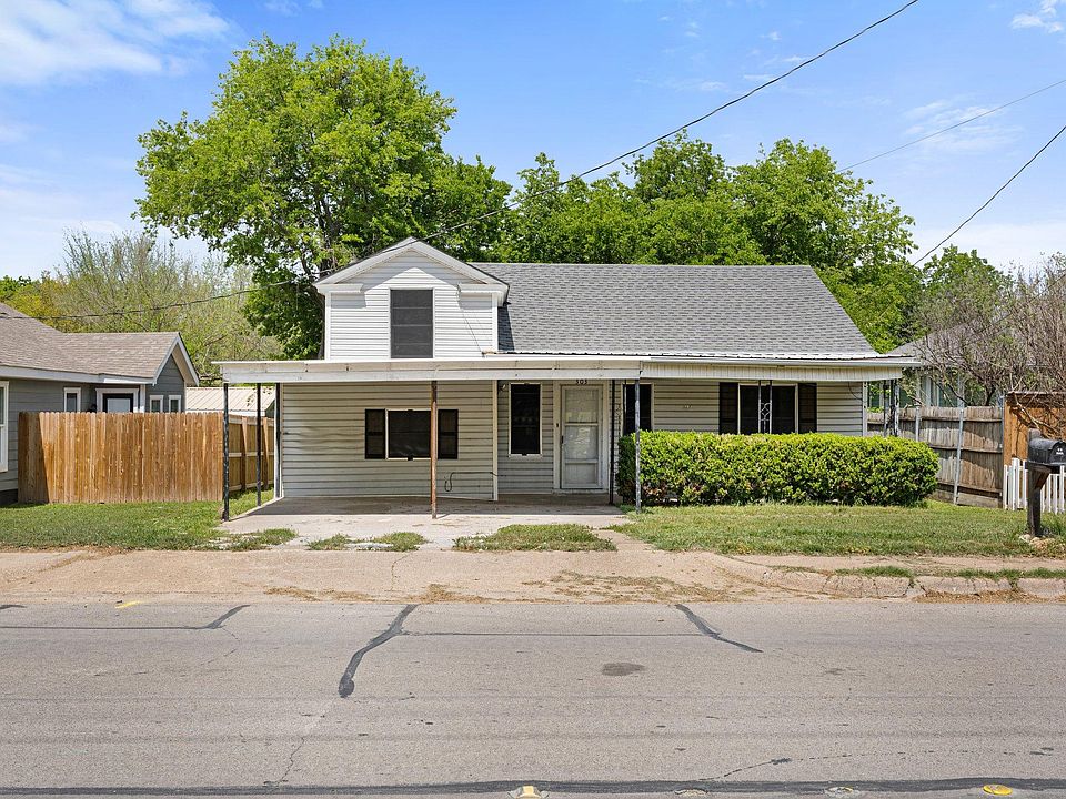 1st image of 303 E Lee Ave