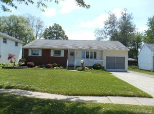 65 Marlin Dr, Buffalo, NY 14224