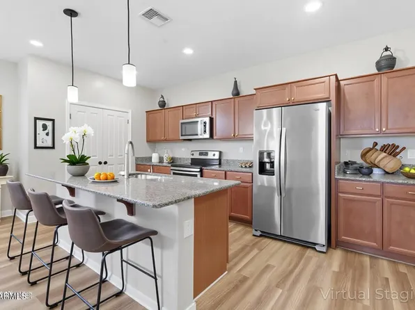 16640 W JENAN Drive, Surprise, AZ 85388