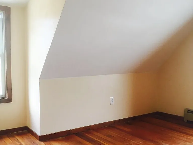 59 Pleasant St #202 — Photo 16