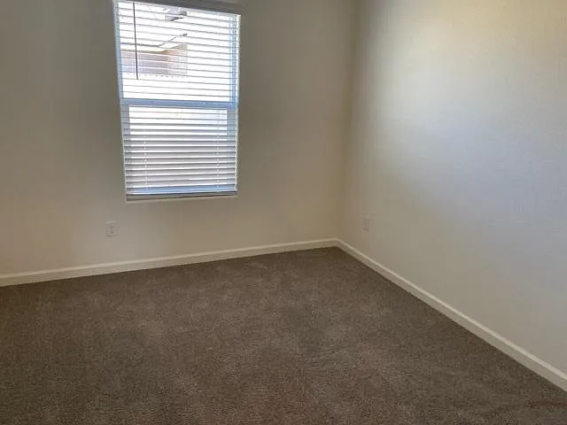 2267 Sanders Ct — Photo 9