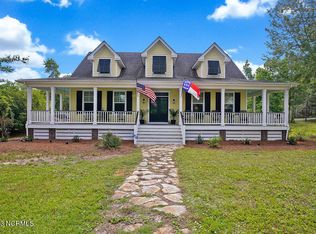 5106 Hollow Tree Dr, Southport, NC 28461