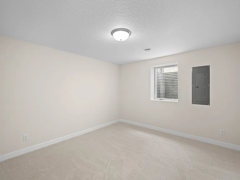 820 26th Ave NE #1 — Photo 19