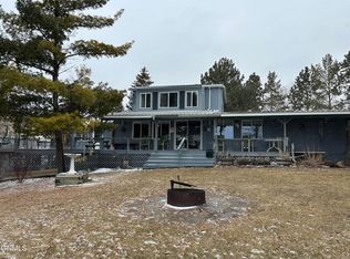 11338 Birdie Ln, Ray, ND 58849