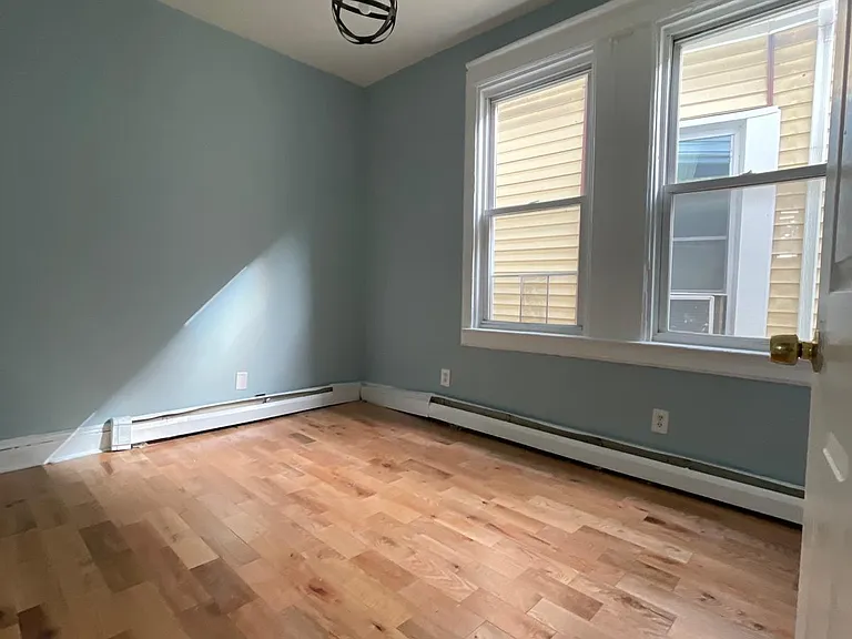 183 Wegman Pkwy #2 — Photo 3