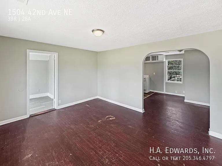 1504 42nd Ave NE — Photo 17