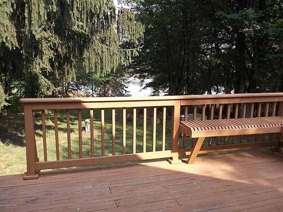 5th image of 1422 Glade Dr