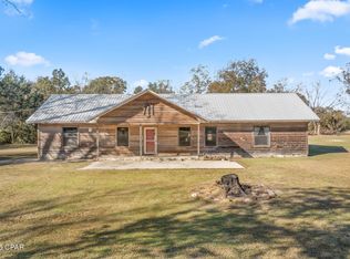 4659 Barron Rd, Graceville, FL 32440