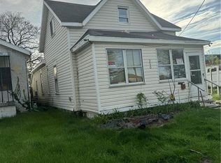 210 Charles St, Toledo, OH 43609