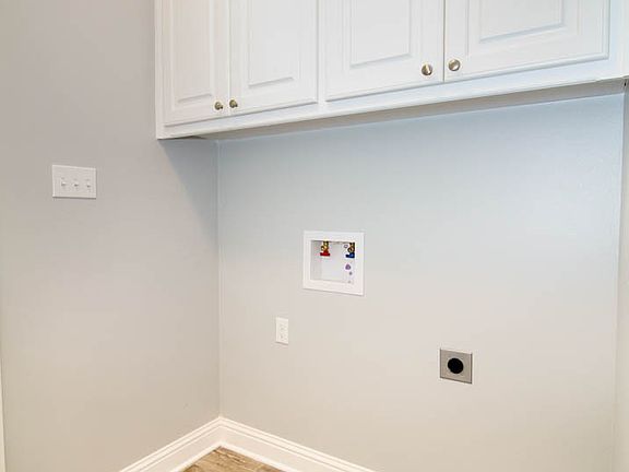 2nd image of 239 E Egan St