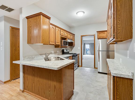 3rd image of 54 Kaffel Ct Unit 54