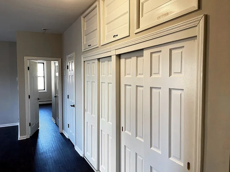 350 Irving Ave #3F — Photo 7