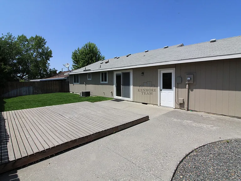 4731 Hibiscus St — Photo 10