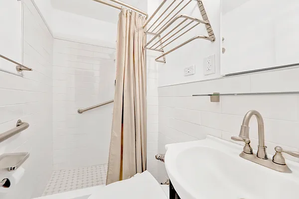 Sold by Hartland Group | media 25