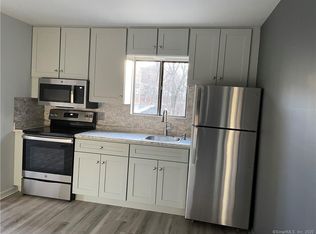 388 S Main St #1, Seymour, CT 06483
