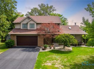 60 Adams Dr, Fremont, OH 43420