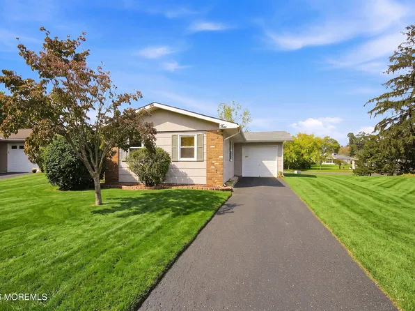 5 Thomas Court, Brick, NJ 08724