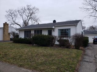 245 Rosewood Ave, Buffalo Grove, IL 60089