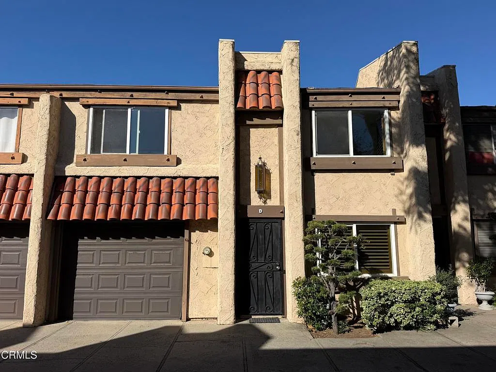 3 bed, 2.5 bath, 1368 sqft, $3,680 — Photo 1