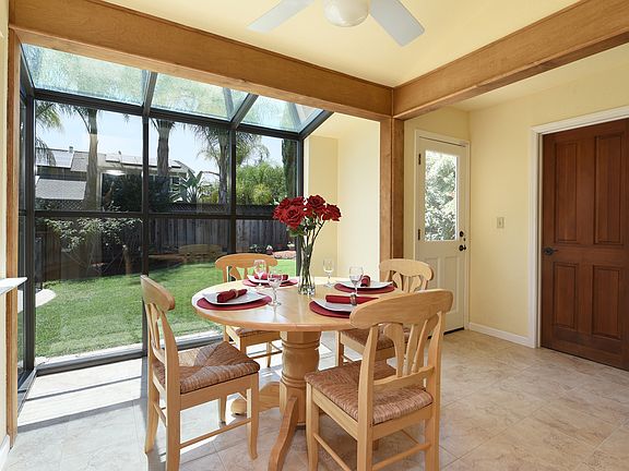 5th image of 1296 Oakglen Way