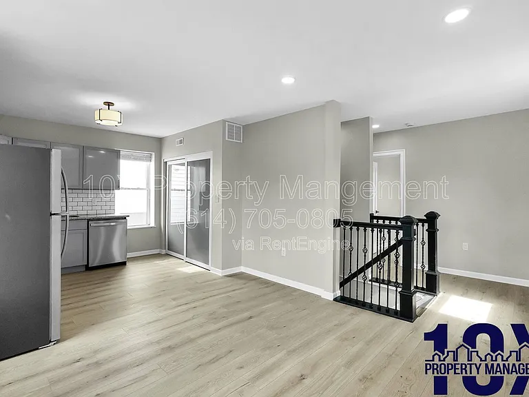 1213 E Whittier St — Photo 7