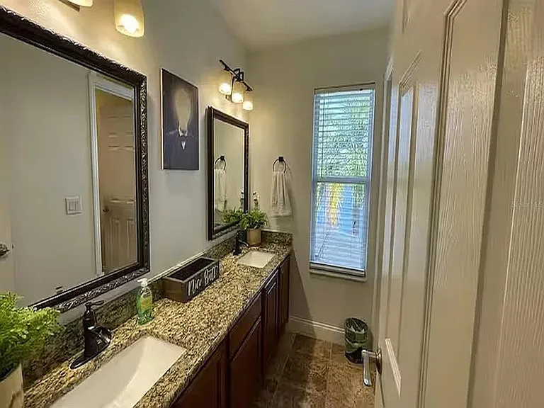 5198 Adair Oak Dr — Photo 16