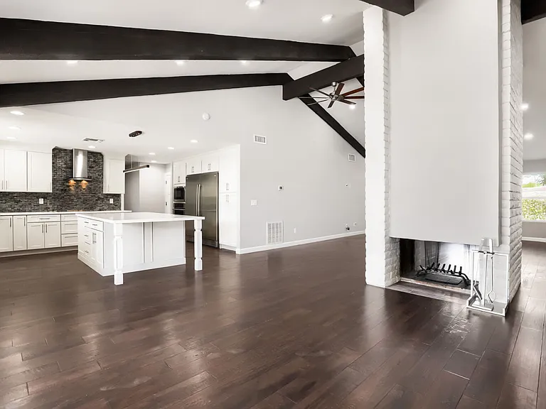 Dinning area & fireplace