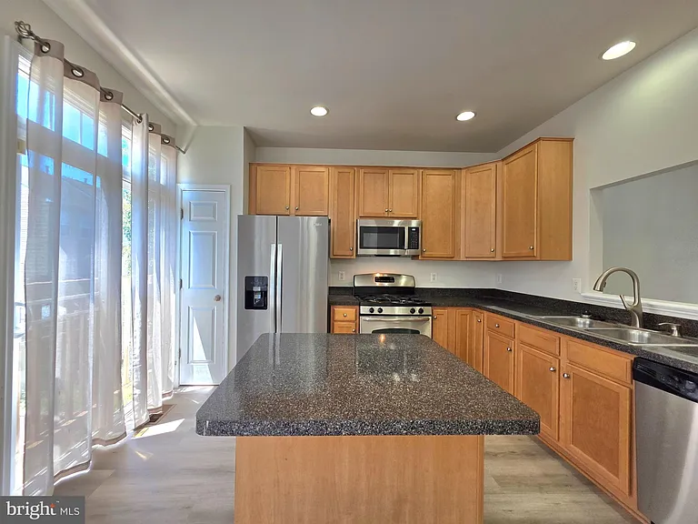 15328 Elizabeth Burbage Loop — Photo 12