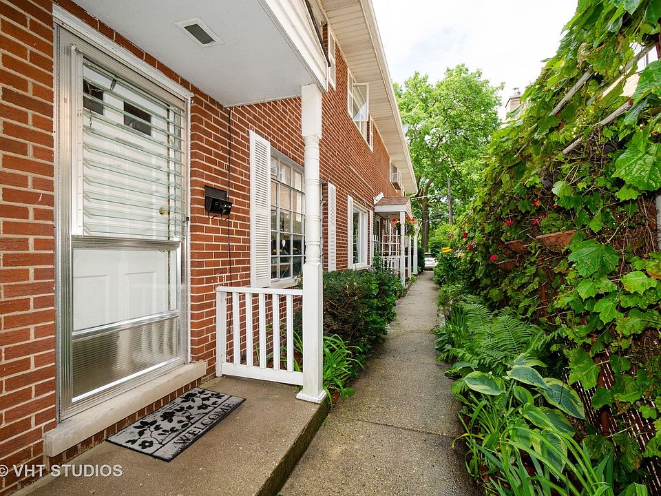 1st image of 1122 W Morse Ave #D