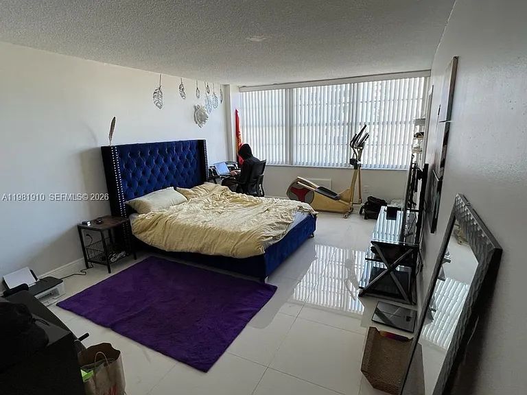 18061 Biscayne Blvd #1404 — Photo 8