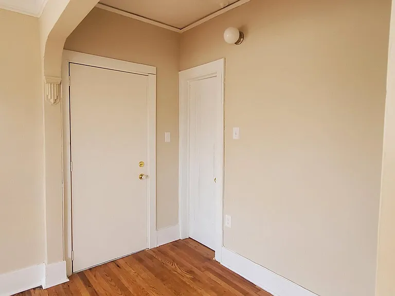 3345 Hogarth Ave #2 — Photo 12