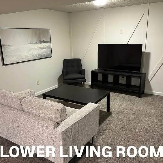 1125 Jet Wing Cir — Photo 2