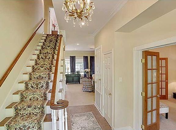3rd image of 211 Blue Crane Dr #1