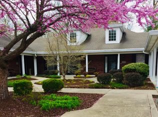 6428 Renate Rd, Louisville, KY 40291