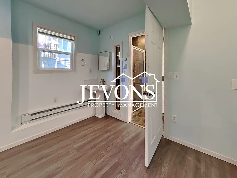 6617 1/2 S Monroe St #B — Photo 14