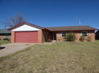 2205 Galaxy Dr, Altus, OK 73521
