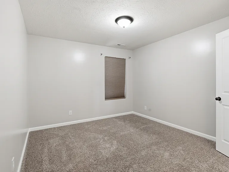 1319 Garden Terrace Ave — Photo 21