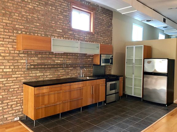 4th image of 3100 N California Ave #1S