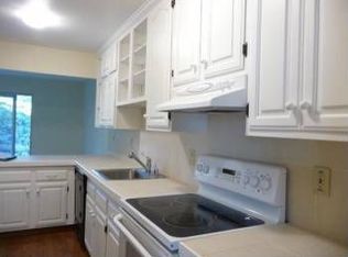 1802 Holland Dr, Walnut Creek, CA 94597