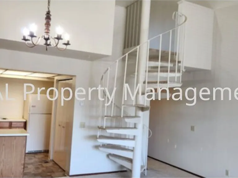 104 W Rossi St #9 — Photo 1